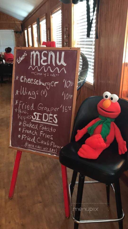 Elmo's Red Bar & Grill - Sparta, GA