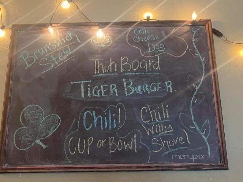 Thatcher's BBQ - Ringgold, GA