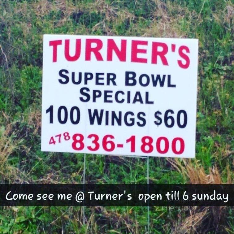 Turner's Hot Wings Shack - Roberta, GA